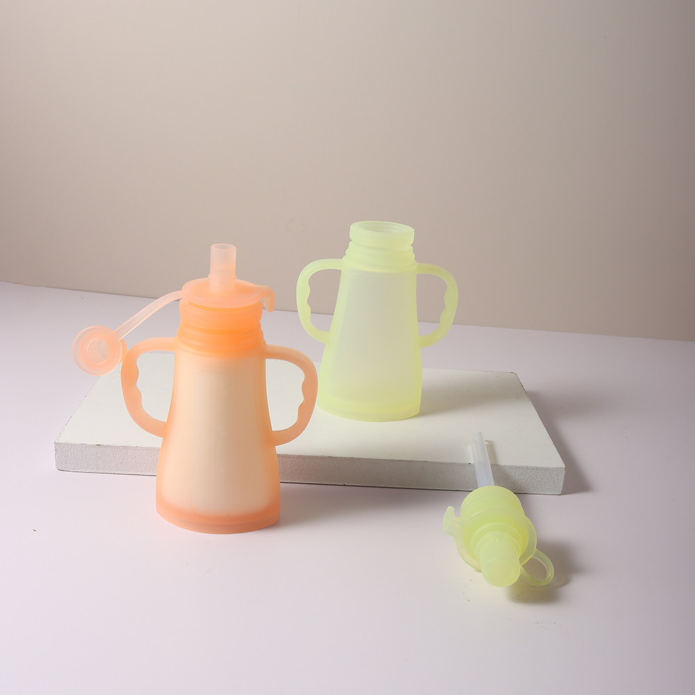 New Reusable Silicone Breast M - Baby Puree Pouch recension och pris